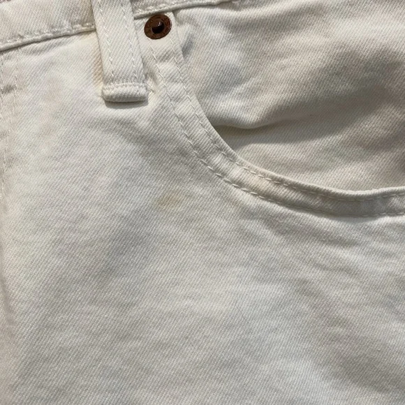Levi's Slim Fit Men's Jeans in White - Picture 2 of 5